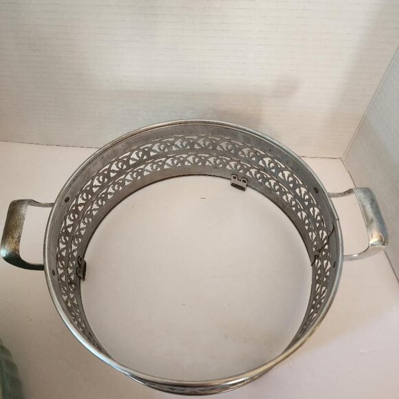 Homer Laughlin Fiesta Kitchen Kraft Round Covered Casserole with Metal Stand - Picture 4 of 9